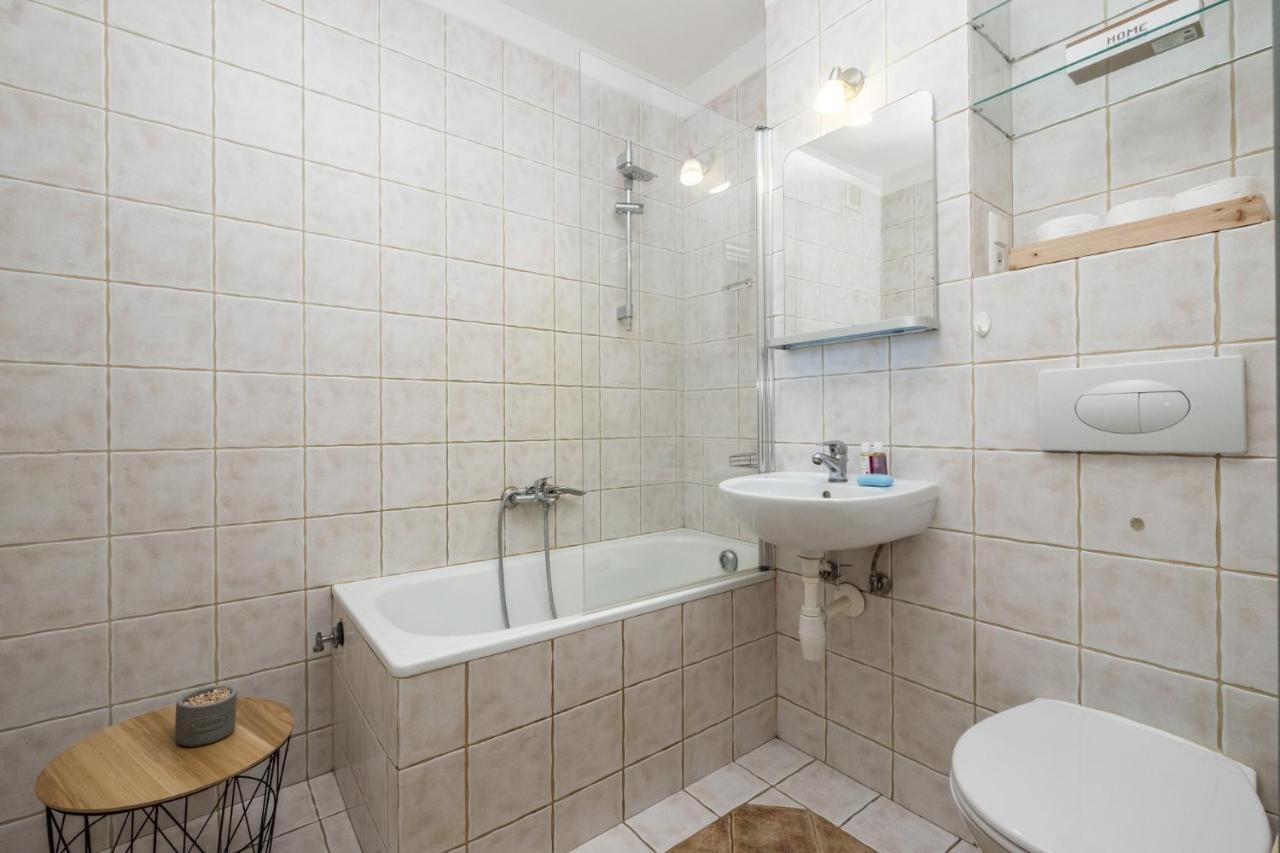 Noctis Apartment Powisle وارسو المظهر الخارجي الصورة
